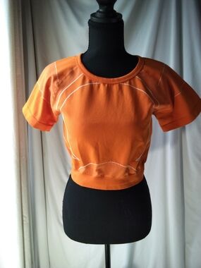 New Mix Orange Short Sleeve Cropped Tee with White Stitching